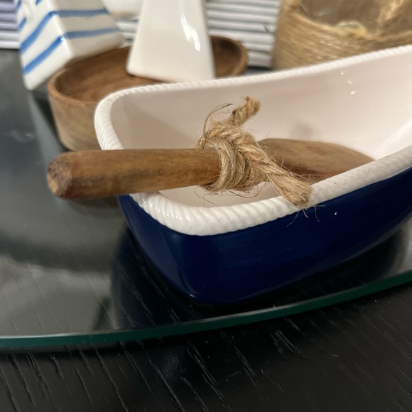 Nautical Stoneware Sailboat S/P shaker’s and butter (serving dish boat/paddle - Picture 7 of 17